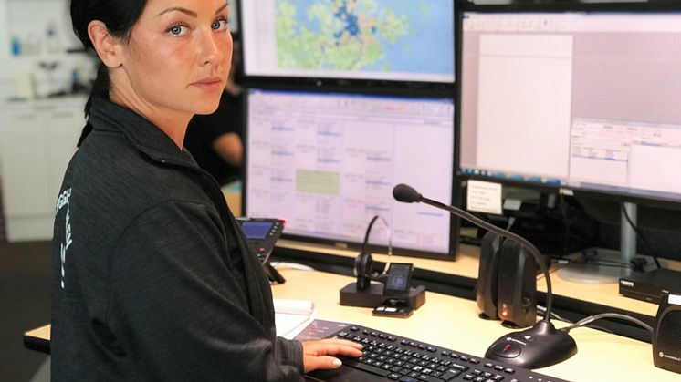 Det går nu både att chatta med och ringa personalen vid SL:s trygghetscentral.
