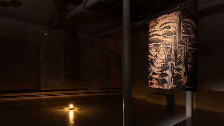 Installationsbild,  Double Sun No.3, 2020, Youngjae Lih