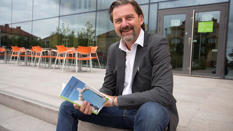 Jonas Aspelin, professor i pedagogik vid Högskolan Kristianstad