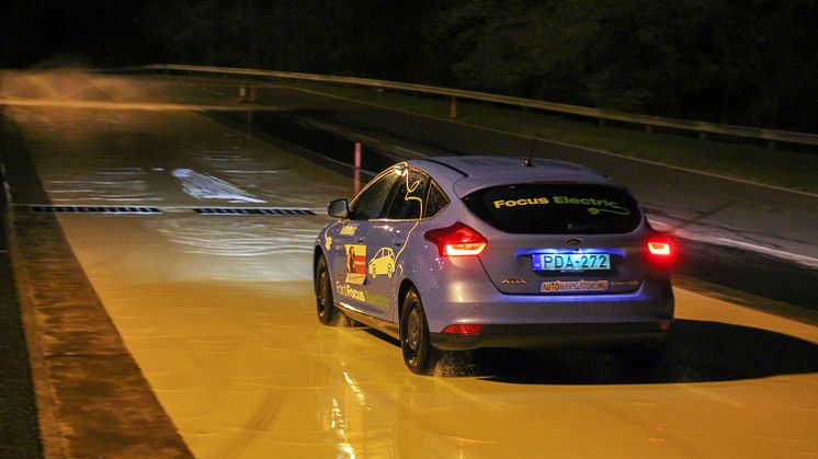 Focus Electric téligumi teszt