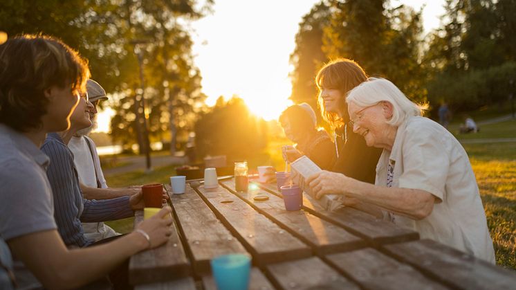 Ett bra sätt att förbereda sig inför en kris eller samhällsstörning är att lära känna sina grannar.
