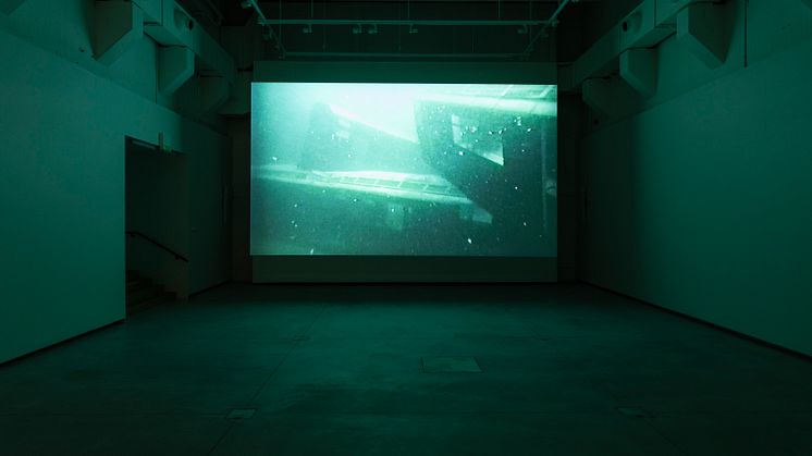 Cyprien Gaillard "Overburden" på Accelerator 2019.