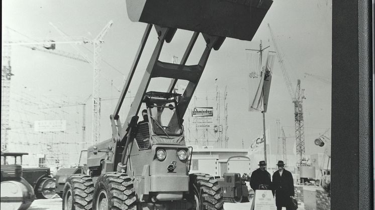 Continentalin OTR-nailonristikudosrenkaat ovat käytössä maanrakennuskoneissa kaikkialla maailmassa.jpg
