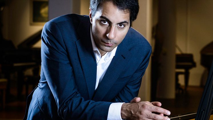 Internationell stjärnpianist spelar Schumann med Gävle Symfoniorkester