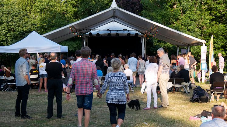 Satsning på salsapremiären i Stadsparken