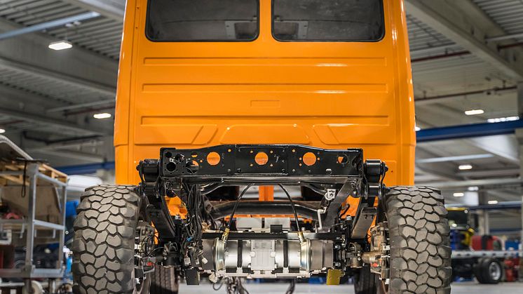Diesel raus - E-Achse rein:  Mercedes E-Vario Retrofit von PAUL Nutzfahrzeuge mit E-Transport Achse von BPW Bergische Achsen Wiehl 