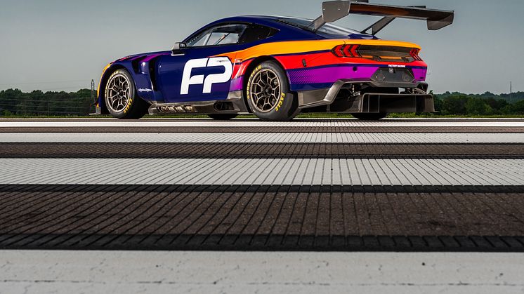 Ford Mustang GT3  2023 (8)