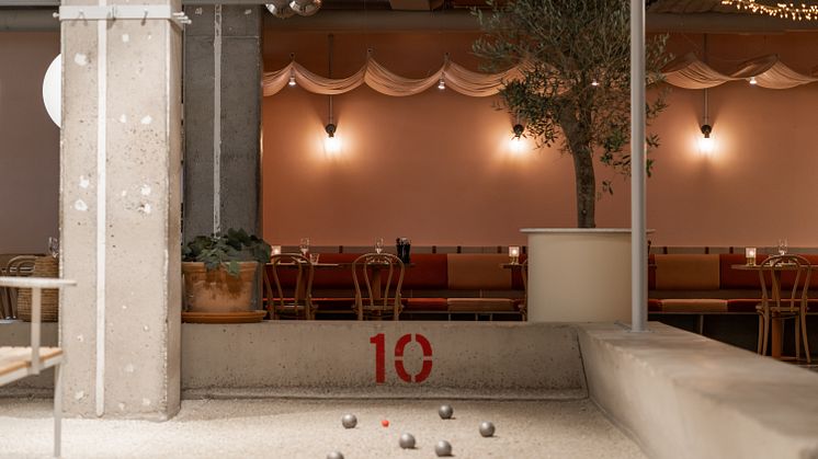 Boulebar - Courts and Restaurant.jpg