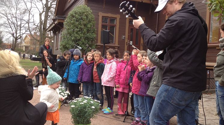 El Sistema’s barnkör sjunger in våren med Alfons Åbergs Kulturhus!