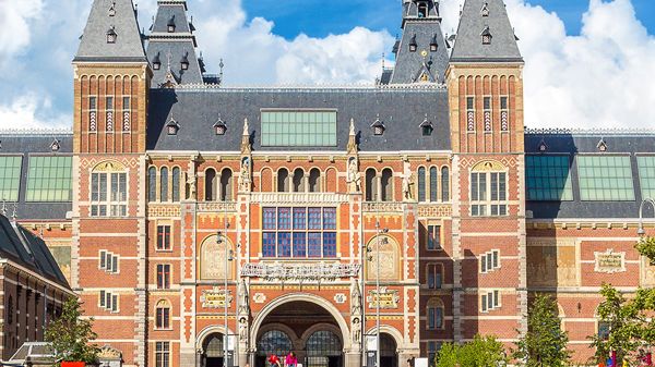 Amsterdam - KLM's hometown! 