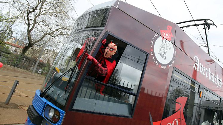 Auerbachs Keller - Mephisto in der Jubiläumsstraßenbahn