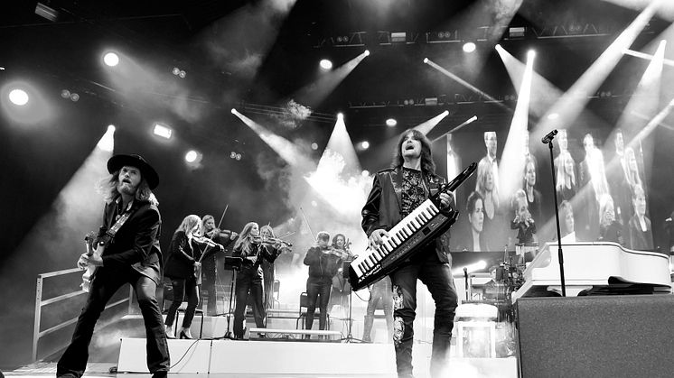 Efter de historiska framgångarna med "Rhapsody In Rock" blir det festival på Dalhalla i sommar