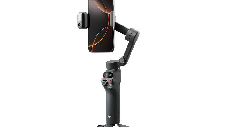 osmo mobile 7P with phone-7.png