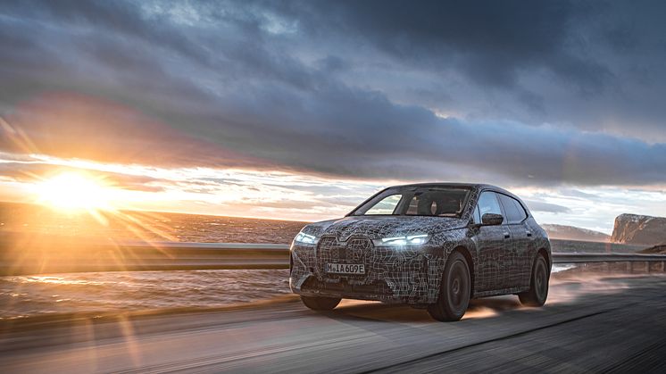 BMW iX i Norge
