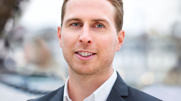Lars Hvam til nettside
