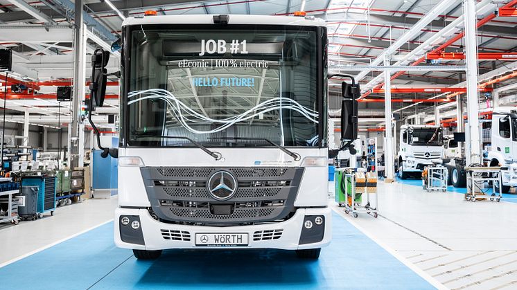 Fuldelektrisk bylastbil fra Mercedes-Benz på vej til Danmark