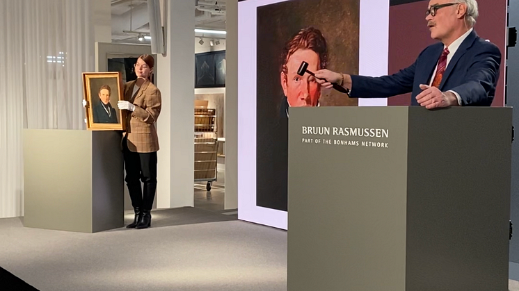 Selvportrættet fra 1826 af den danske guldaldermaler Wilhelm Bendz fik et imponerende hammerslag på 1,4 millioner kr. hos Bruun Rasmussen mandag aften.
