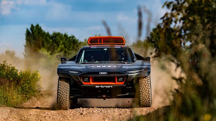 Audi RS Q e-tron (Dakar Rally)