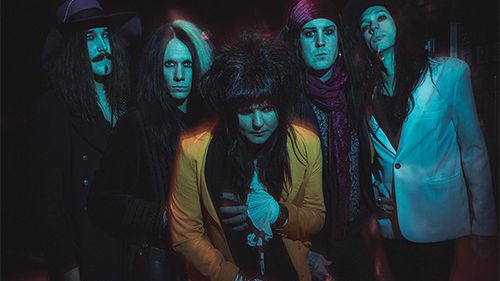 Trench Dogs Cover 500x500