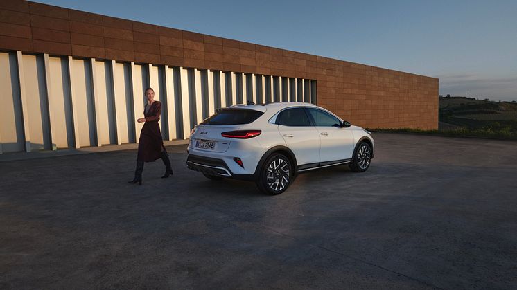 Nya_Kia_XCeed_PHEV_Rear
