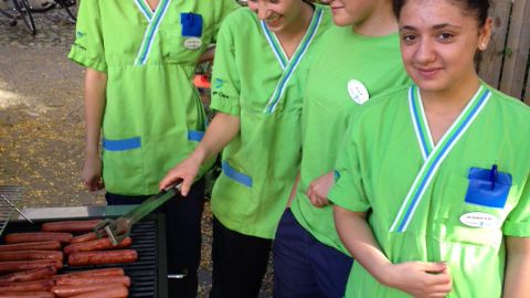 Sommarvikarier grillar