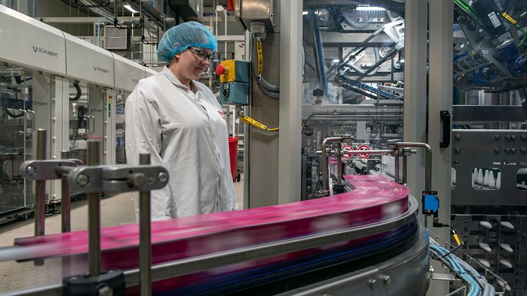 Employee at Müller's £50m Telford expansion