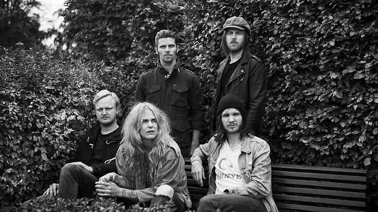 Ny singel, album och turné med Vånna Inget