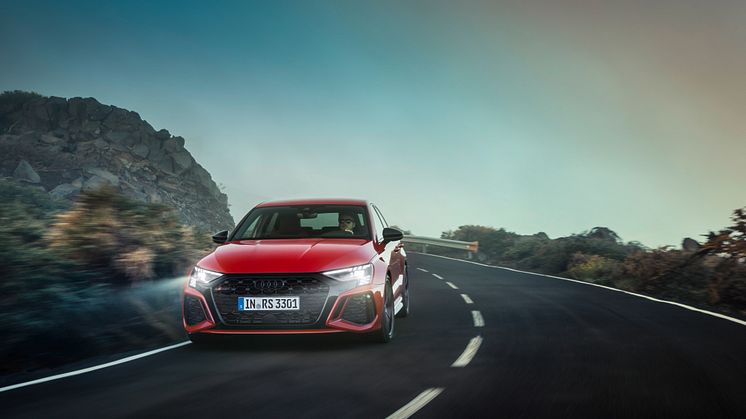 Audi RS 3 Sportback (Tangorød)