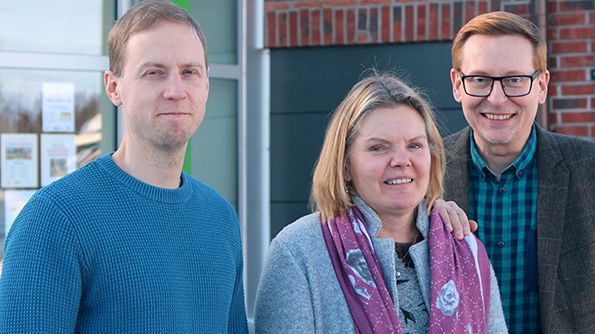Roger Mikaelsson, Jeanette Viklund och Gunnar Lönnberg är tre av lärarna som jobbar med Erasmusprojektet Connecting Woods på Sjulnäs skola.