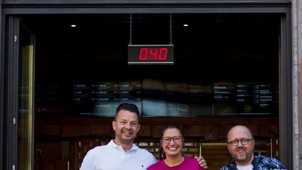  Burger-Wettessen für Bärenherz: „Burgermeister“ spendet Startgebühren dem Kinderhospiz