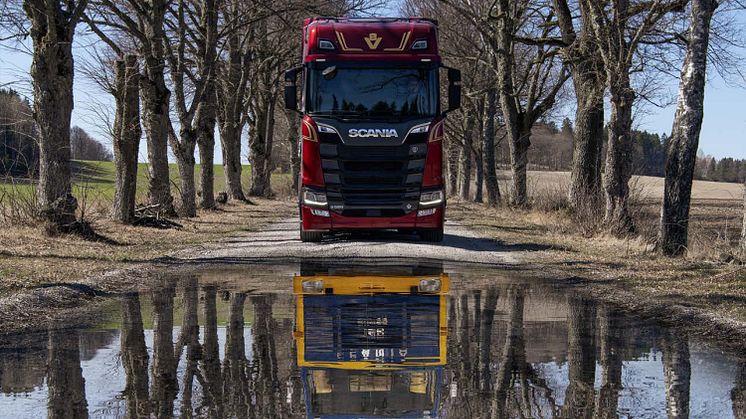 LEGENDE 2019 - Das V8-Magazin von Scania