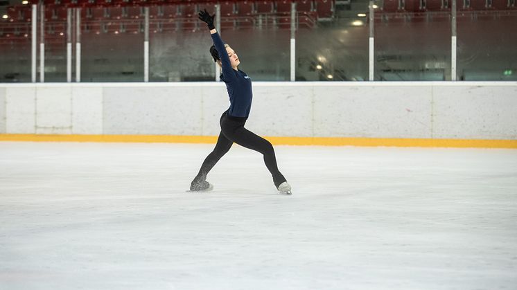 HOLIDAY ON ICE ACADEMY Sommercamp Frankfurt Leonie Schwenzner