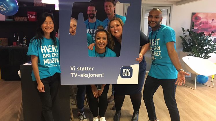 Med fredagsmarkedet samlet MyCall inn over 70 000 kroner blant sine kolleger i Telia Norge.
