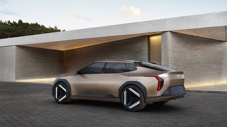 (10) Concept EV4_EXT1