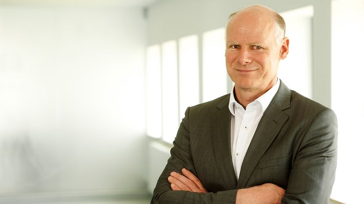 Carsten Groth ist neuer Vertriebs- und Marketingleiter bei der Camfil GmbH und zuständig für den Bereich Filter-Sales.  Er ist verantwortlich für den deutschlandweiten Außendienst, den Vertriebsinnendienst und den Bereich Marketing.
