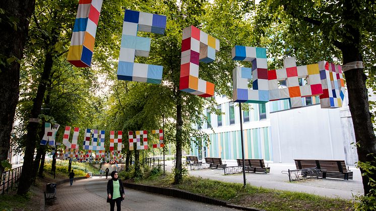 Bildtext: JareKoziara Three Alphabets – ett av konstverken som valdes ut av folkets jury till OpenArt 2022. Foto: Sofie Isaksson