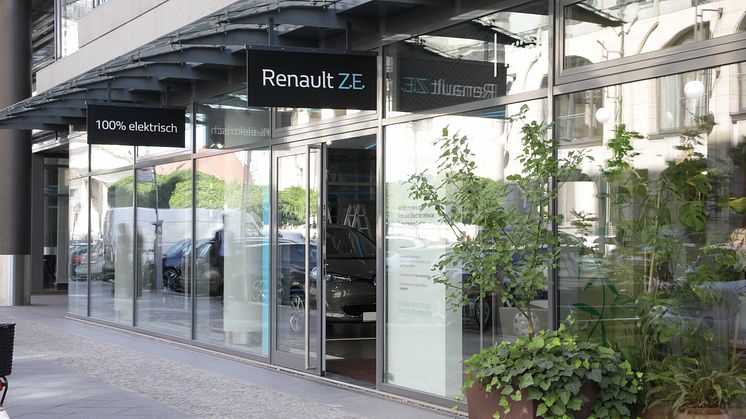 Renault öppnar ett nytt Renault Electric Vehicle Experience Center i Berlin