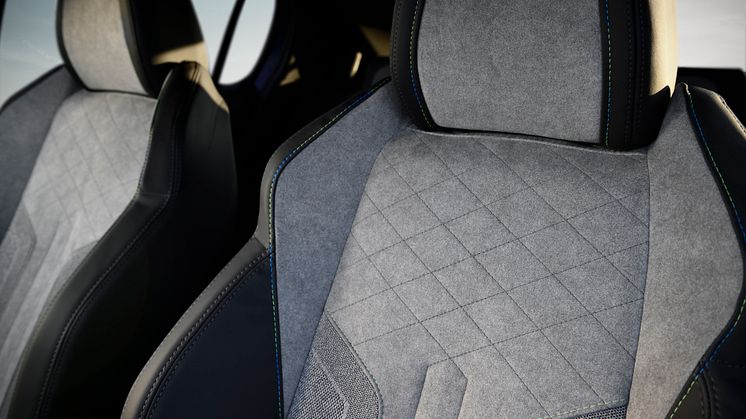 PEUGEOT_208_1902STYP_225