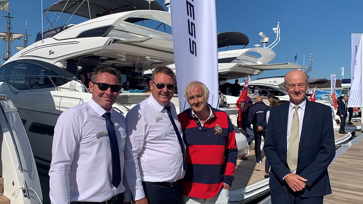 David Barke meets David King at the show. Left to right: Guy, James and David Barke, David King