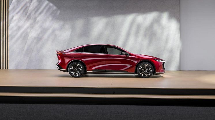 Mazda6e Takumi Plus
