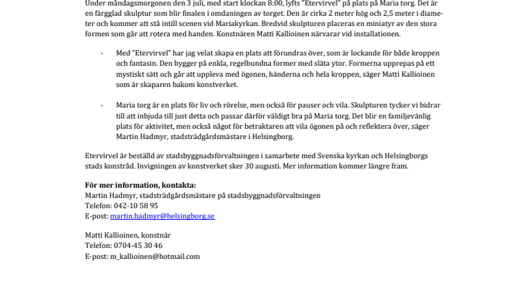 Maria torg pryds med ett nytt konstverk