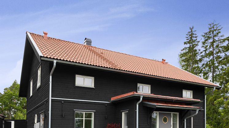 Helmatt fasadfärg – lika aktuellt som traditionellt!