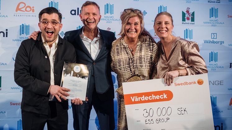 Från vänster: Alpar Simon, MJ's, Anders Nilsson, COO ESS Group, Carina Dillman, VD Ystad Saltsjöbad och Ulrika Sten, Commercial Manager Ystad Saltsjöbad.
