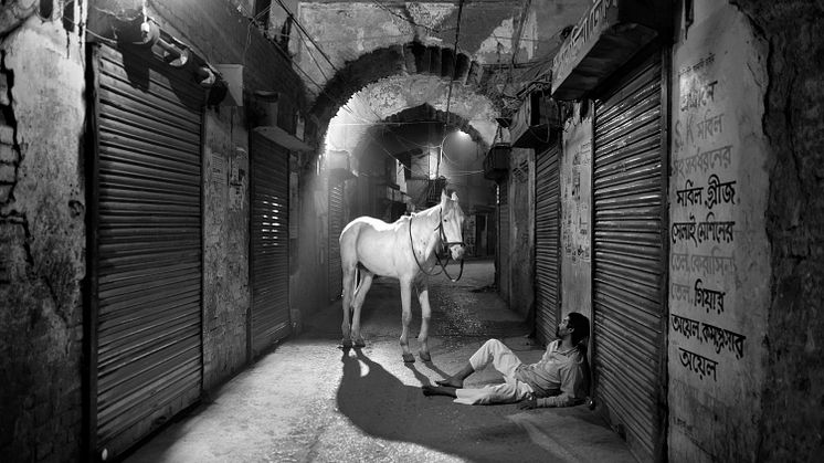 STILLBILD FRÅN: KHEYAL, SINGLE CHANNEL, 23M30S, BW, STEREO, LOOP, 2015-2018, MUNEM WASIF, PROJECT 88, MUMBAI MED STÖD FRÅN BENGAL FOUNDATION
