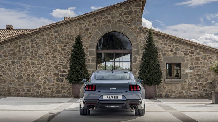 2024 FORD MUSTANG COUPE (3)
