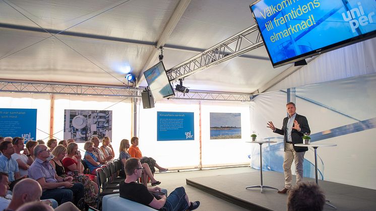 Uniper Sveriges VD Johan Svenningsson på scen under Almedalen 2016