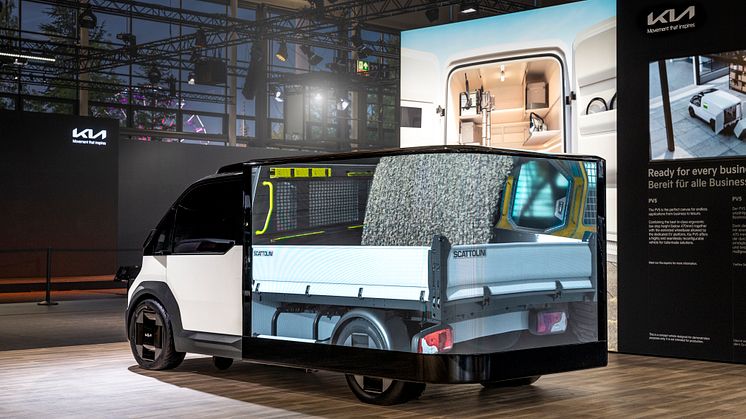 kia-pbv-pv5-anamorphic-screen-iaa-24-static-highres-004.jpg