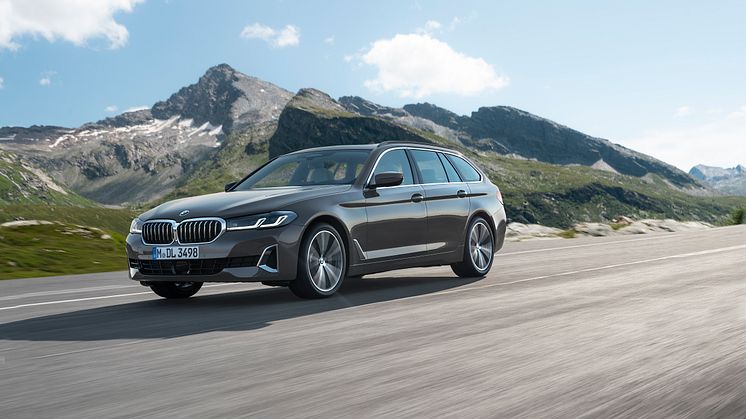 BMW 530i Touring, Sophisto grey metallic