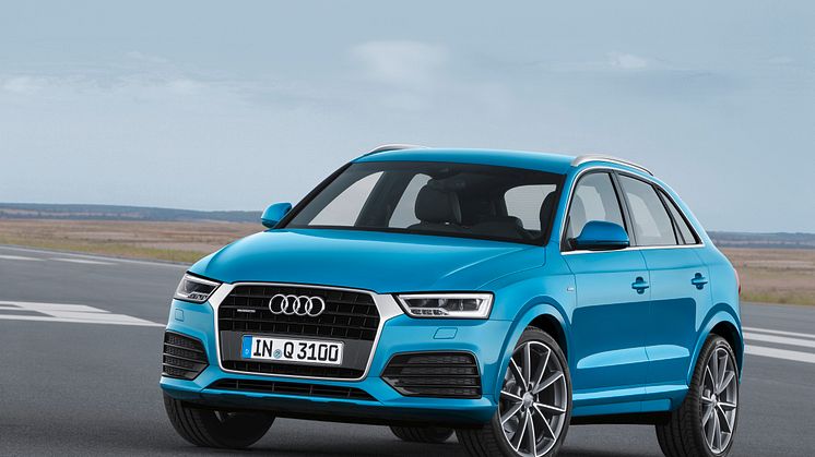 Q3 blue front side