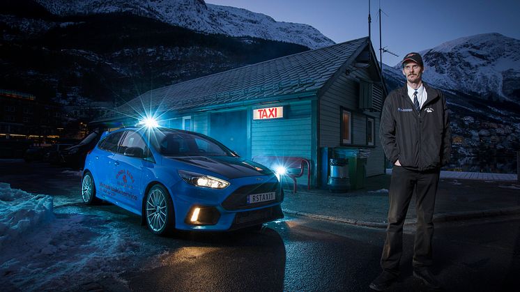 2018 Ford Focus RS taxi (8)